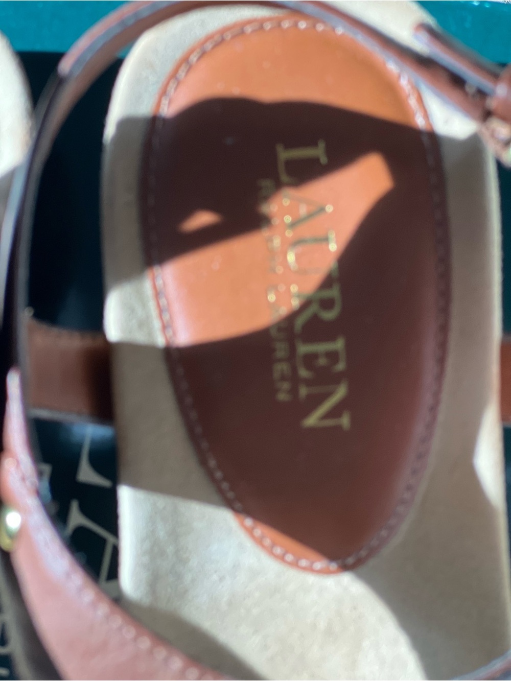 Lauren Ralph Lauren Brown Leather T-Strap Sandals with Gold Hardware - Picture 5 of 8